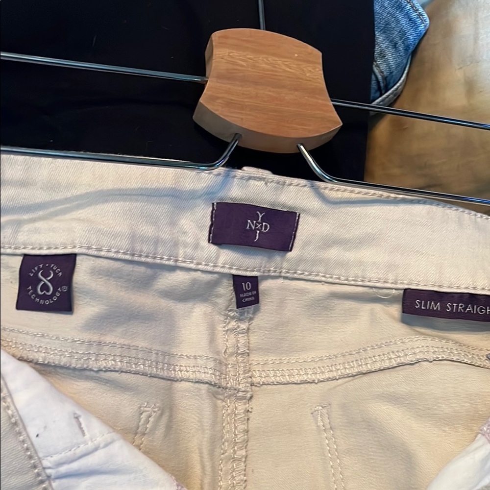 NYDJ Women's Slim Straight White Jeans SIZE 10